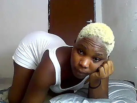 Snapshot of SexyKimberly23 chatting on November 10, 4:33 am SexyKimberly23 online show from November 10, 4:33 am