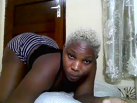 Snapshot of SexyKimberly23 chatting on February 26, 8:30 pm SexyKimberly23 online show from February 26, 8:30 pm