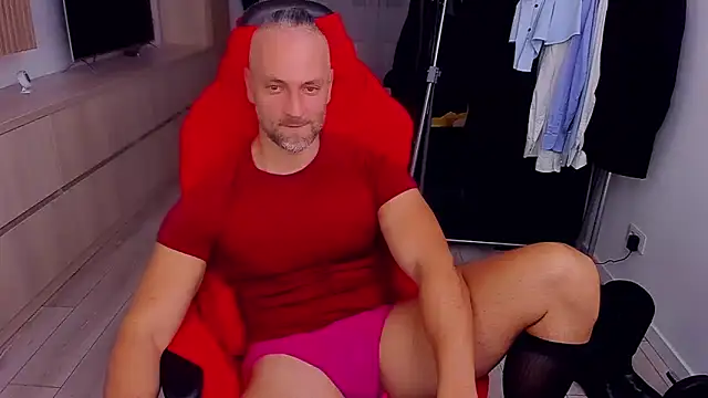 Snapshot of MarisMuscle chatting on September 22, 6:43 pm MarisMuscle online show from September 22, 6:43 pm