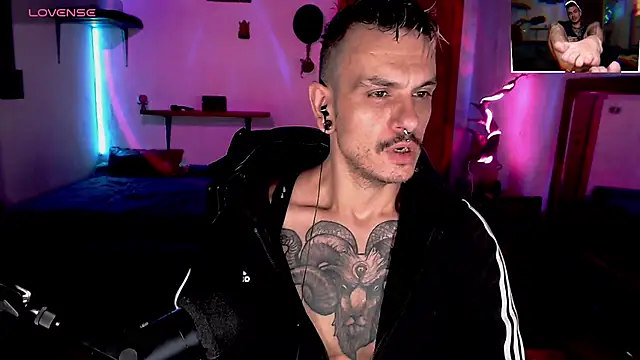 Snapshot of cek_186 chatting on December 3, 7:33 pm cek 186 online show from December 3, 7:33 pm