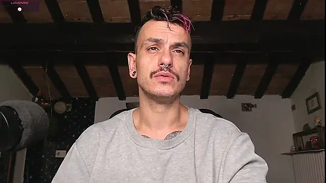 Snapshot of cek_186 chatting on December 13, 7:36 am cek 186 online show from December 13, 7:36 am