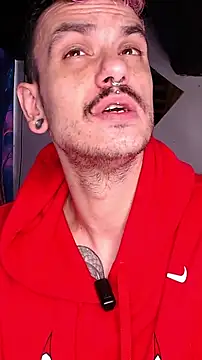 Snapshot of cek_186 chatting on February 4, 8:35 am cek 186 online show from February 4, 8:35 am