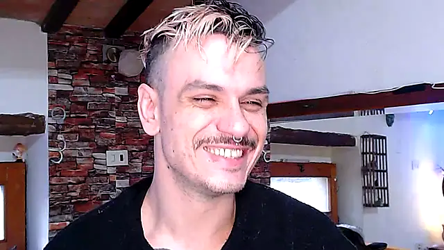Snapshot of cek_186 chatting on March 18, 5:52 am cek 186 online show from March 18, 5:52 am