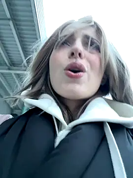 LoraaDoll online show from October 27, 1:48 pm