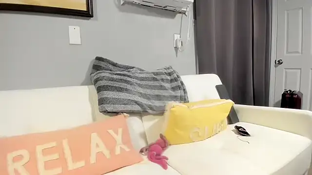 Snapshot of Persiasparadise chatting on November 24, 2:33 am Persiasparadise online show from November 24, 2:33 am