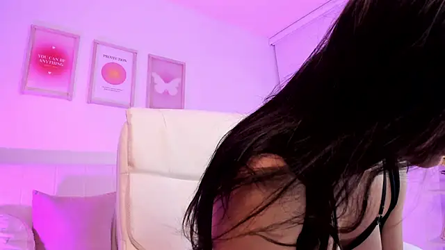 Steff London online show from January 29, 2:19 am