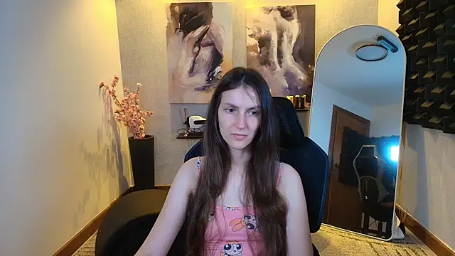 Snapshot of upssnowy chatting on September 15, 10:21 pm upssnowy online show from September 15, 10:21 pm