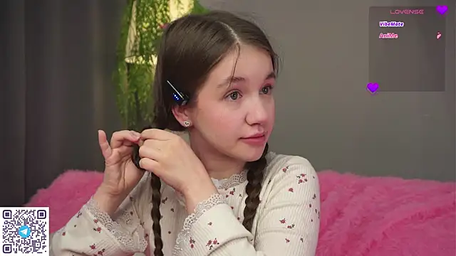 AmiLewis online show from March 7, 1:09 am