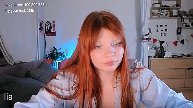 lil lia online show from May 11, 11:02 pm