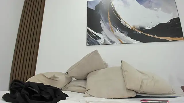 yesica collins01 online show from December 10, 4:45 am