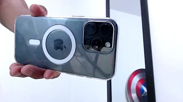 Snapshot of Antonywebb94 chatting on March 28, 9:47 pm Antonywebb94 online show from March 28, 9:47 pm