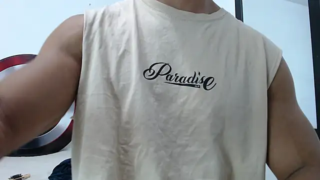 Snapshot of Antonywebb94 chatting on April 1, 6:47 am Antonywebb94 online show from April 1, 6:47 am