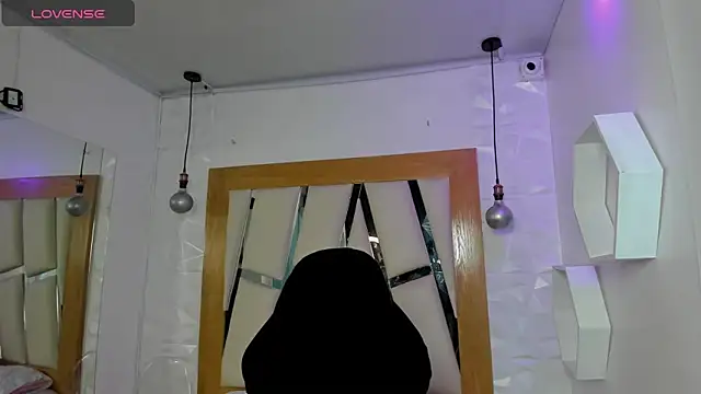 ary cooper  online show from October 2, 1:07 pm