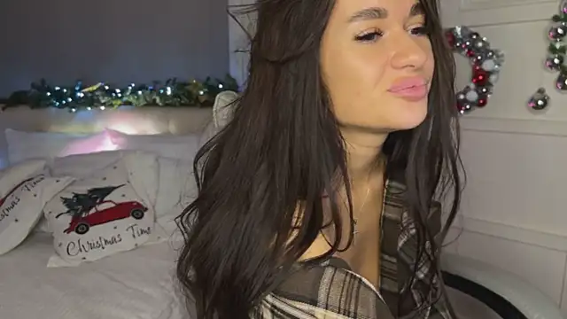 UrLillShy online show from January 10, 7:25 am