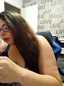 Snapshot of Sexy_Binxy chatting on March 1, 11:07 pm Sexy Binxy online show from March 1, 11:07 pm