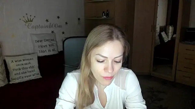 SilviaEyes online show from January 21, 4:10 am