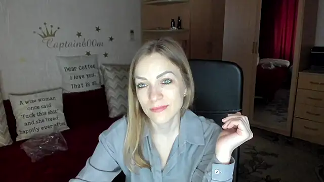 SilviaEyes online show from February 2, 10:57 am