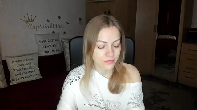SilviaEyes online show from February 3, 4:14 am