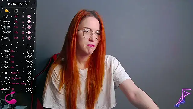 EmilyKents online show from December 5, 1:36 am