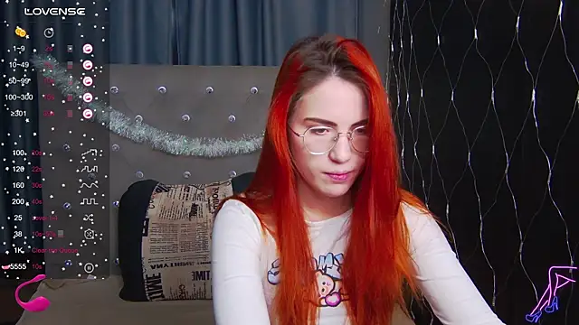 EmilyKents online show from December 24, 1:49 am