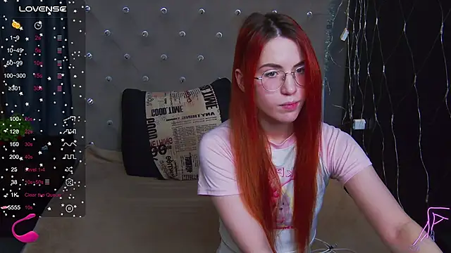 EmilyKents online show from January 10, 4:44 am