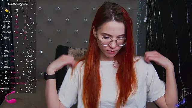 EmilyKents online show from January 17, 1:25 am