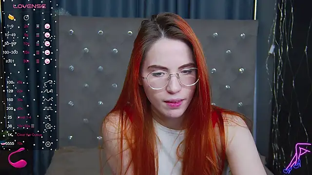 EmilyKents online show from January 31, 6:02 am