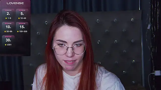 EmilyKents online show from March 23, 4:38 am