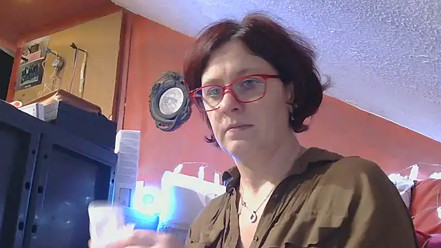 Snapshot of lanax chatting on October 13, 12:38 pm lanax online show from October 13, 12:38 pm