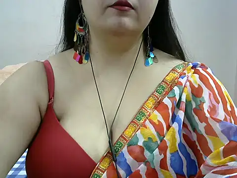 Snapshot of Shruti_139 chatting on April 27, 6:06 pm Shruti 139 online show from April 27, 6:06 pm