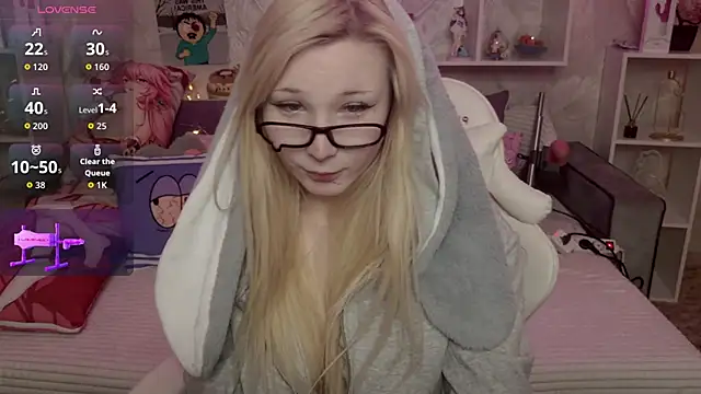 MeowkaKitty online show from February 5, 2:05 am