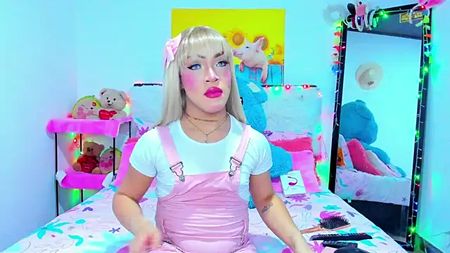 Candy Candy   online show from October 20, 11:38 pm