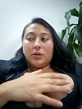 Snapshot of Celeem_ chatting on March 22, 2:59 am Celeem online show from March 22, 2:59 am