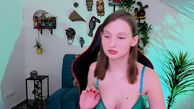 EllaHorton online show from February 28, 1:12 pm