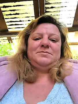 Snapshot of jusichka chatting on September 25, 5:44 am jusichka online show from September 25, 5:44 am