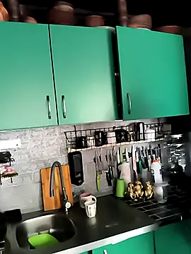 Snapshot of jusichka chatting on October 24, 6:10 am jusichka online show from October 24, 6:10 am