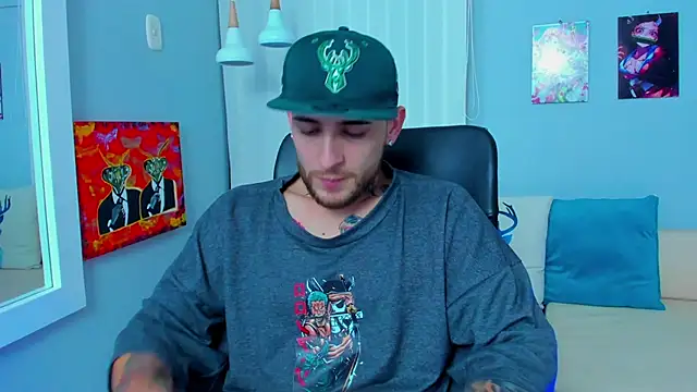 Snapshot of Drako_Lamar chatting on December 10, 3:55 pm Drako Lamar online show from December 10, 3:55 pm