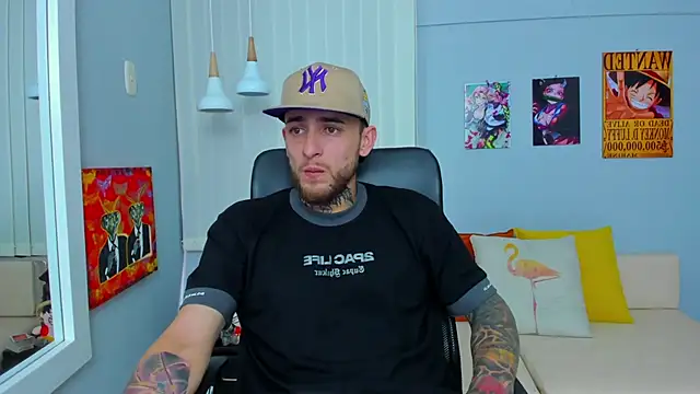 Snapshot of Drako_Lamar chatting on February 7, 3:41 pm Drako Lamar online show from February 7, 3:41 pm