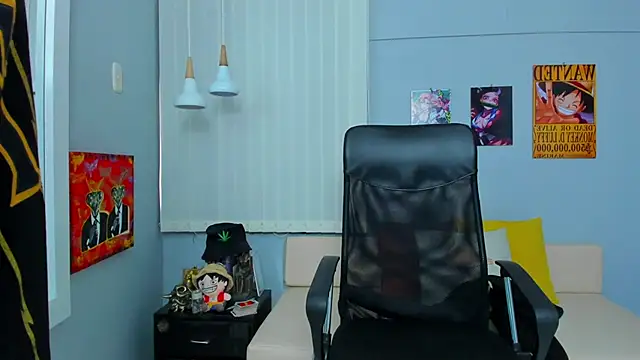 Snapshot of Drako_Lamar chatting on February 11, 6:44 pm Drako Lamar online show from February 11, 6:44 pm