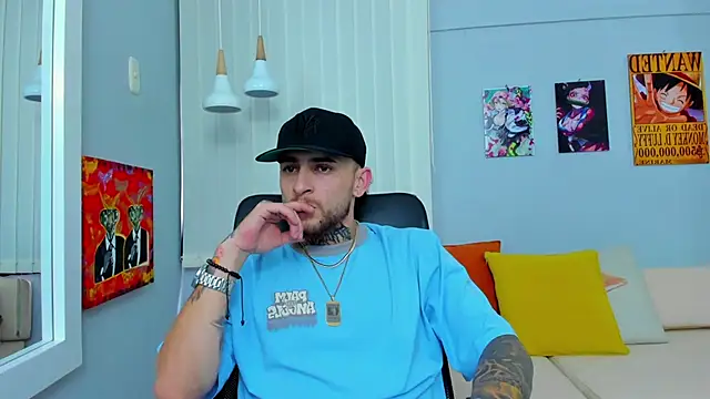 Snapshot of Drako_Lamar chatting on February 20, 4:57 pm Drako Lamar online show from February 20, 4:57 pm
