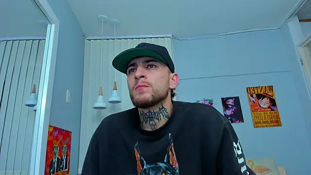 Snapshot of Drako_Lamar chatting on March 18, 12:25 pm Drako Lamar online show from March 18, 12:25 pm