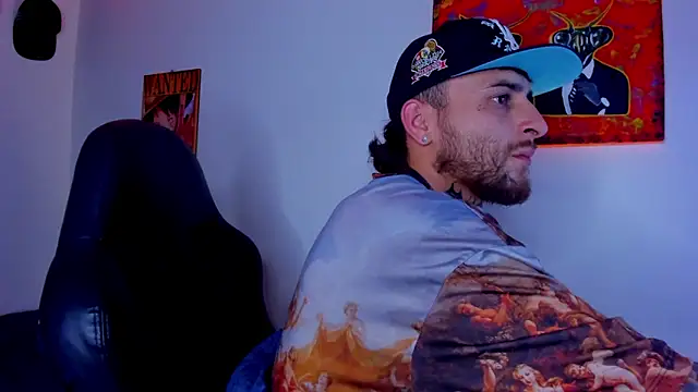 Drako Lamar online show from April 30, 1:56 am