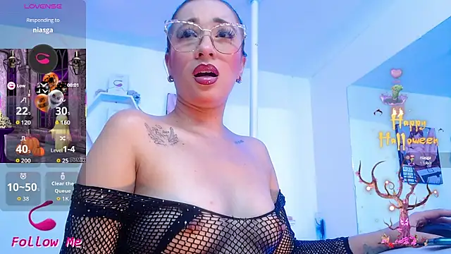 Snapshot of Dagny_beker chatting on October 3, 7:22 pm Dagny beker online show from October 3, 7:22 pm