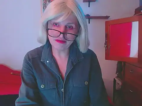 LorenJade online show from December 23, 10:13 am