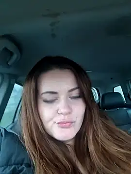 Snapshot of Curvy_Lucy chatting on December 29, 2:42 pm Curvy Lucy online show from December 29, 2:42 pm
