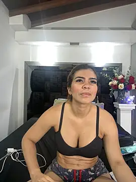 Arianna Jones1 online show from April 22, 11:50 pm