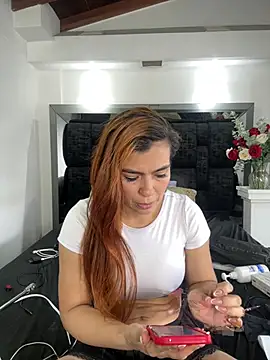 Arianna Jones1 online show from May 18, 8:36 pm
