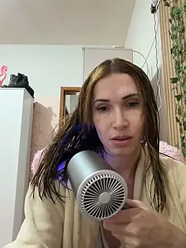 Irresistible24 online show from April 27, 6:17 pm
