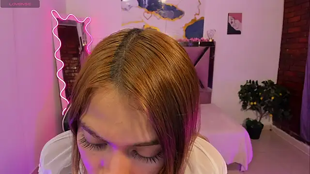 Jenner tay online show from July 1, 1:51 am