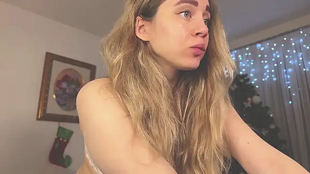 hotexclusive  online show from January 1, 4:39 am